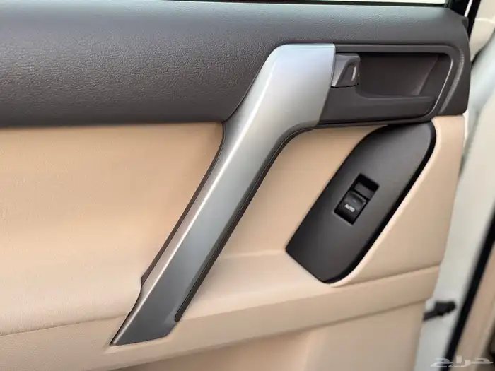 تويوتا برادوTXL 2022فل كامل عداد40 الف 37