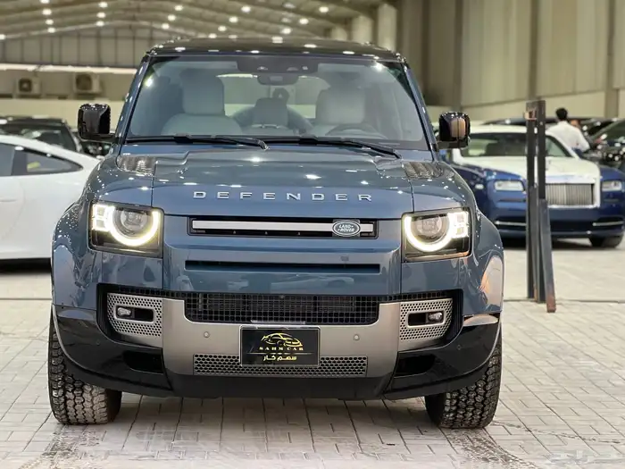 لاند روفر ديفندر SE دائمك X موديل 2025 0