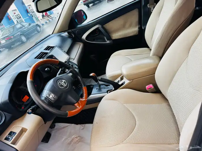 تويوتا راف فور 2012 8