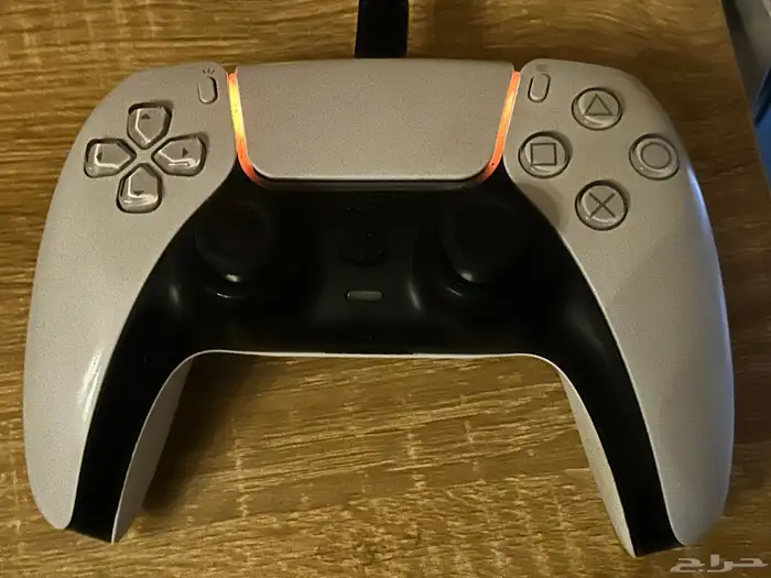 يد بلاي ستيشن فايف ما قد انفكت و اليد بل كامل اصليه 0