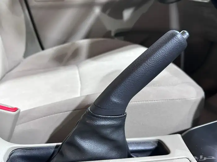 تويوتا كورولا 2013 أوتوماتيك ( مخزنه ) 64