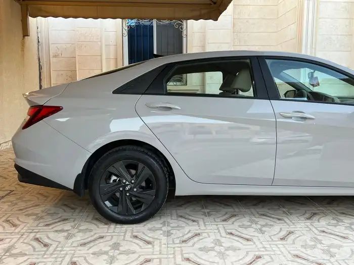 هيونداي النترا 2023 2.0cc 11