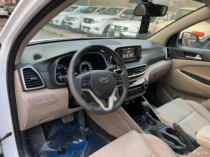 توسان 2021 بنزين دبل نظيف جدا لدى قمة الاطلال 49