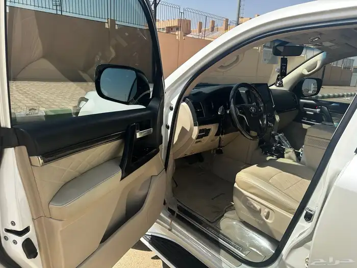 لاندكروزر 2020 قراند تورينق سعودي 4