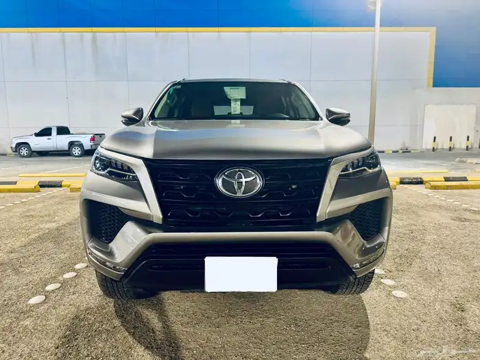 فورتشنر GX2 2023 للبيع 1