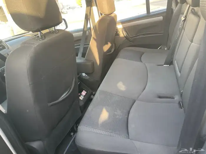 مهاندرا 2022 ديزل للبيع او للايجار 12