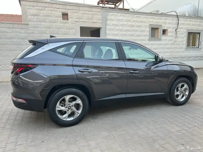 توسان ديزل 2021 عداد 88.000 نظيف جدا لدى قمة الاطلال 13