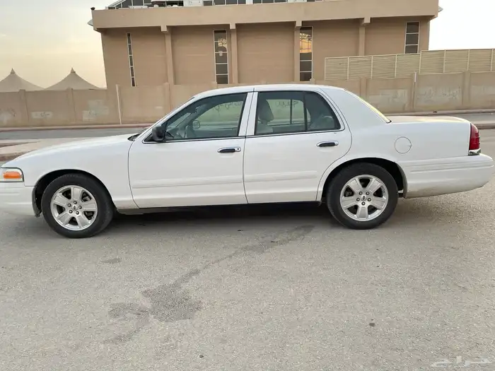 فورد فكتوريا 15