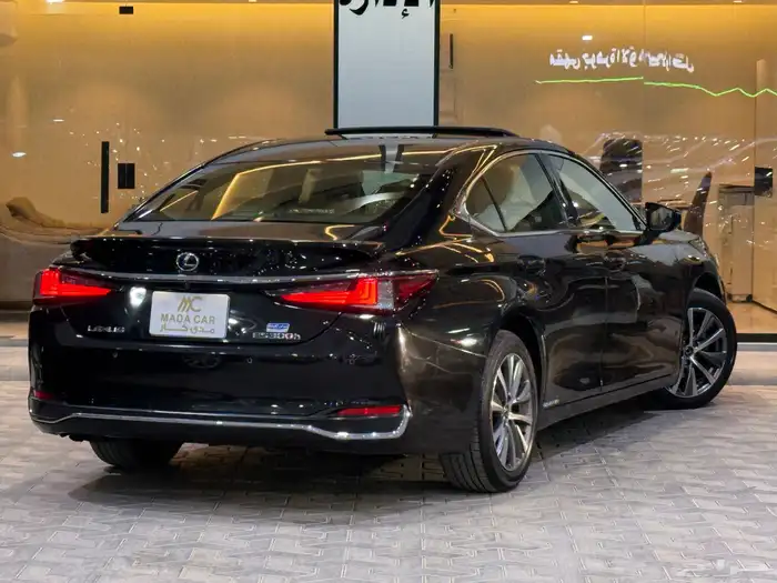لكزس - ES 300 h - 2020 - ممشى قليل ( بحاله ممتازه ) 17