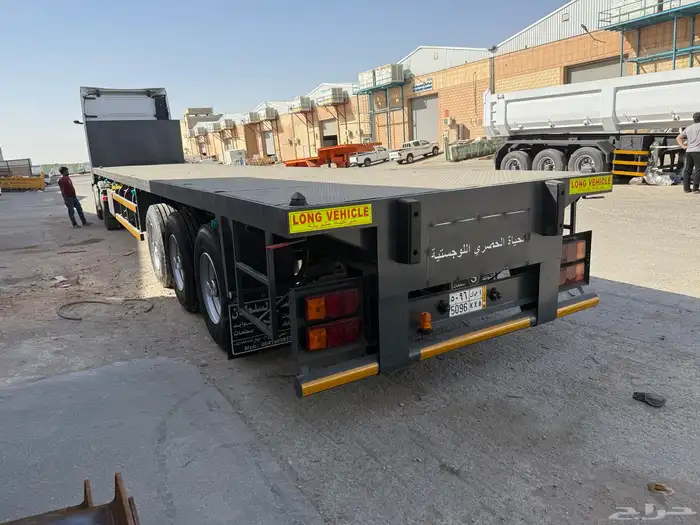 سطحة 3 محاور وناقلات كونتينر 20