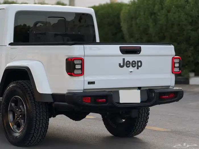 جلاديتور روبيكون 2020 نظيف جدا 8