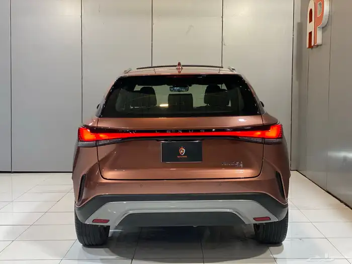 لكزس RX350 2023 ( العداد 15 الف ) بحالة الوكالة 9