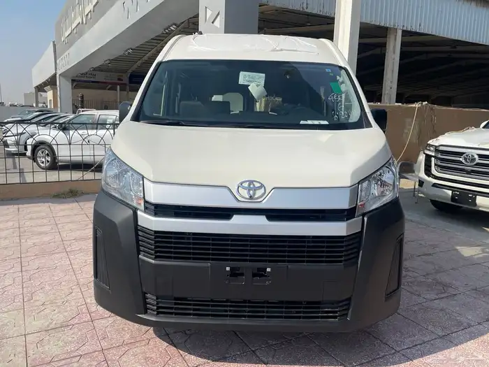 باص بضاعه موديل 2026 ديزل قير اتوماتيك 0