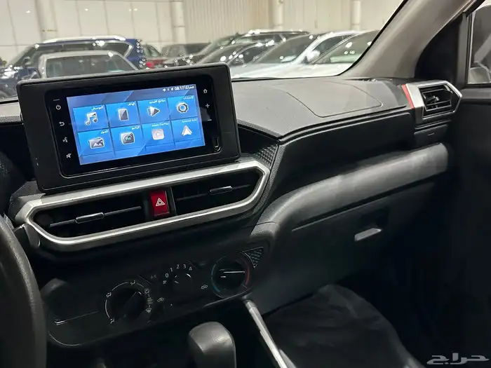 تويوتا رايز موديل 2023 استاندر 8