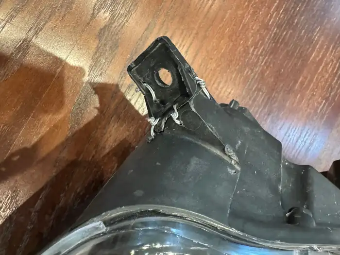 شمعة امامية f-150 9