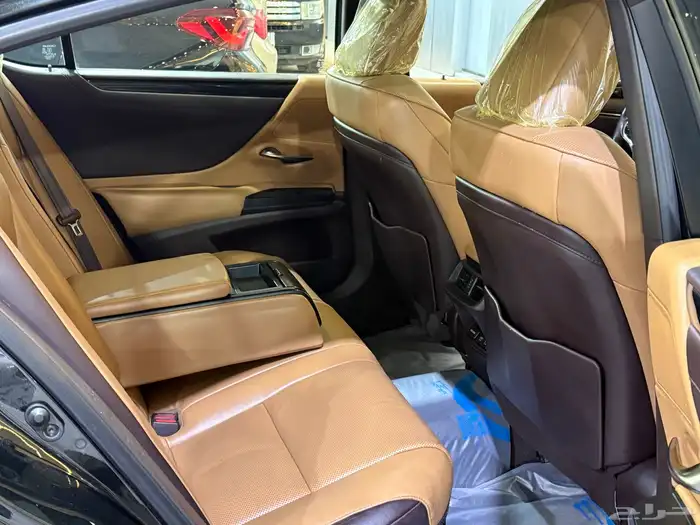 لكزس - ES 300 h - 2020 - ممشى قليل ( بحاله ممتازه ) 15