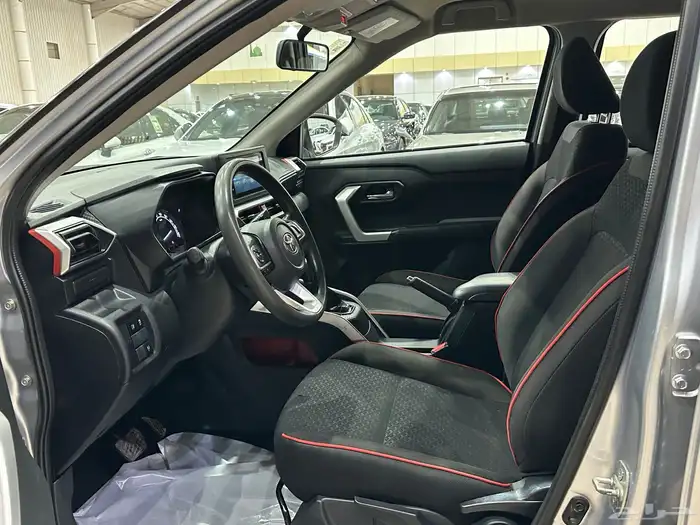 تويوتا رايز موديل 2023 استاندر 6