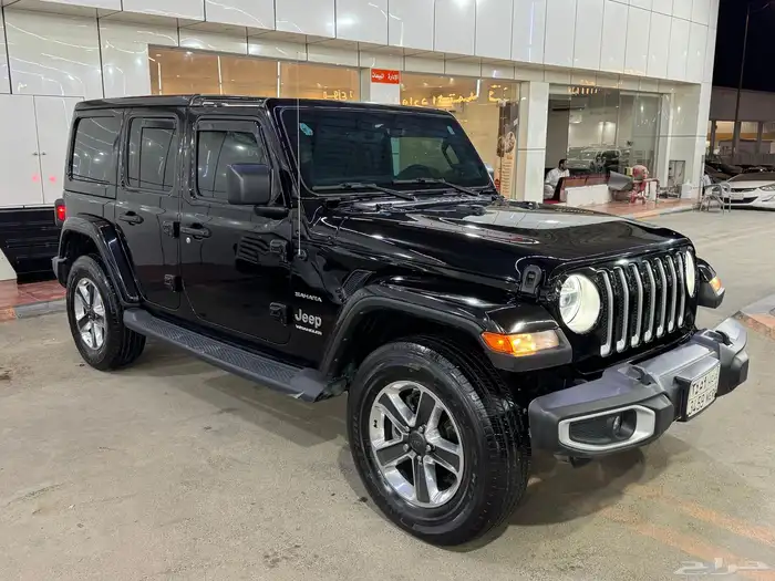 جيب رانجلر صحارى موديل 2023 ( بحالة ممتازة ) 2