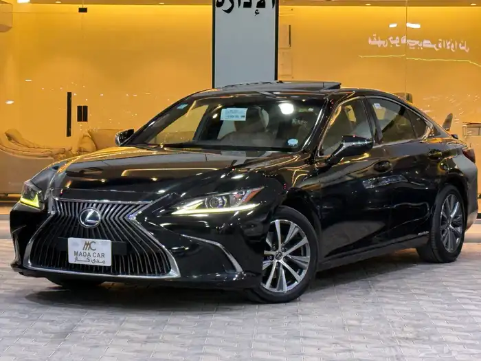 لكزس - ES 300 h - 2020 - ممشى قليل ( بحاله ممتازه ) 0