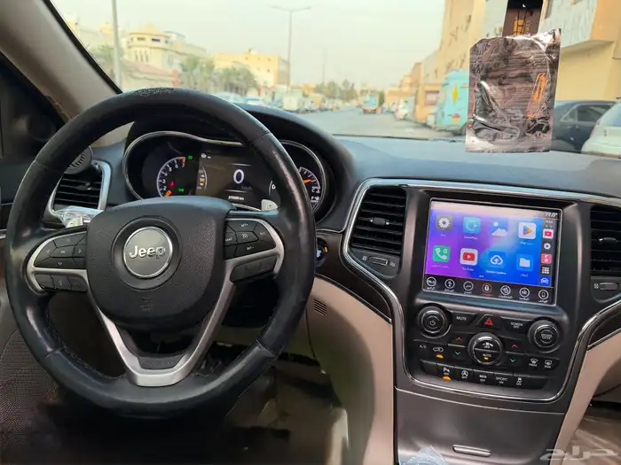 جيب جراند شيروكي ليمتد 4x4 21