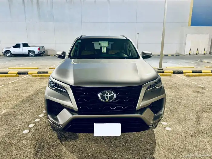 فورتشنر GX2 2023 للبيع 0