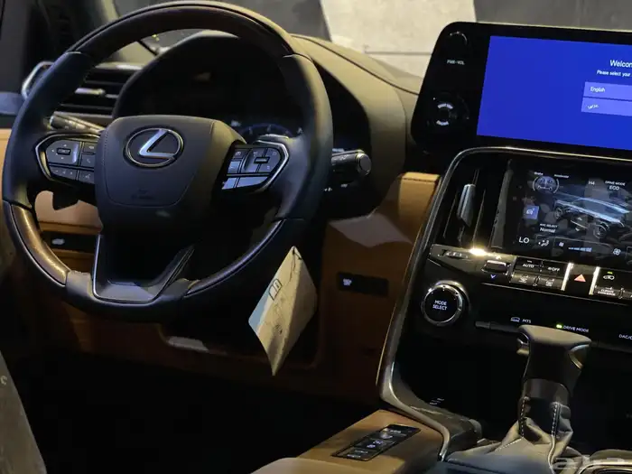 لكزس بي بي 2025 وارد سعودي 10