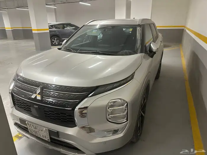 متسوبيشي اوتلاندر مديل 2023 لتنازل 1