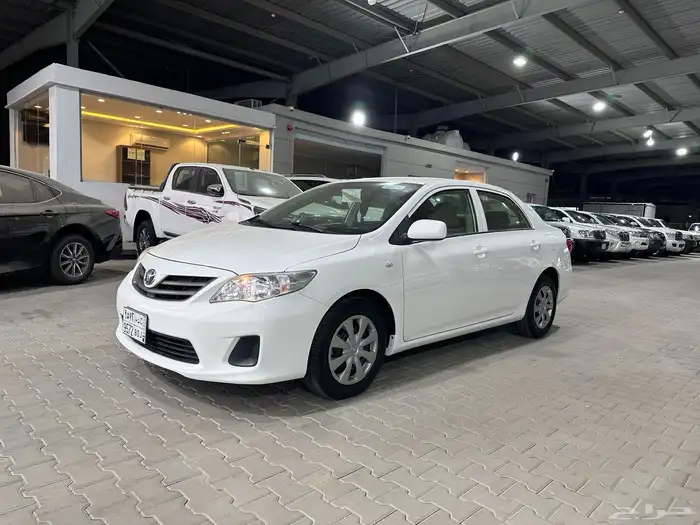 تويوتا كورولا 2013 أوتوماتيك ( مخزنه ) 0