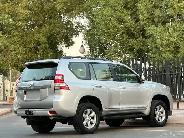 تويوتا برادو TXL موديل 2015 سعودي 6 سلندر 11