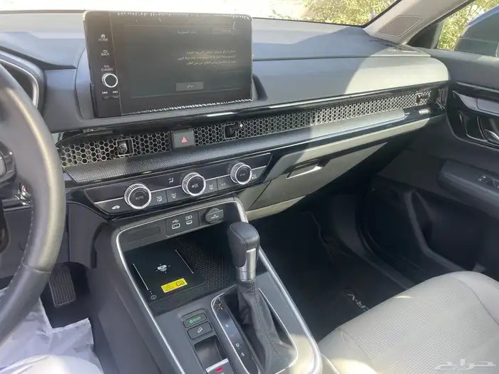 هوندا سي ار في 2025 14