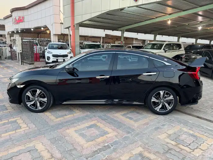 هوندا سيفيك 2020 فل نظيف جدا 1