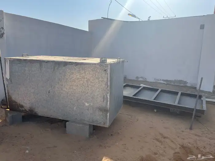 تانكي حديد مع الكرسي 0