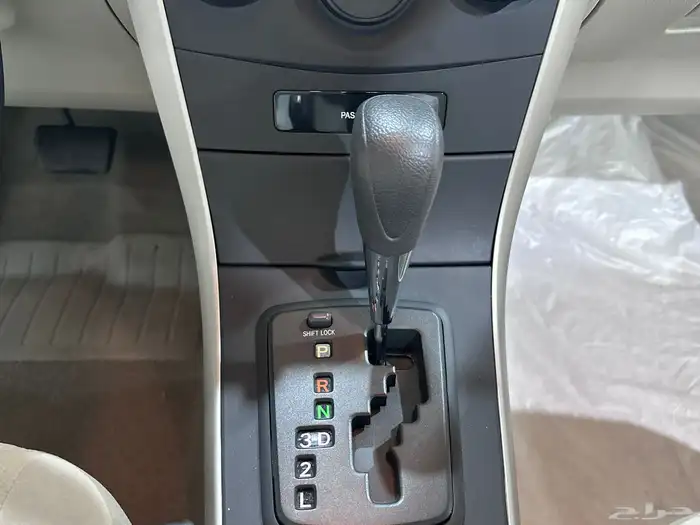 تويوتا كورولا 2013 أوتوماتيك ( مخزنه ) 53