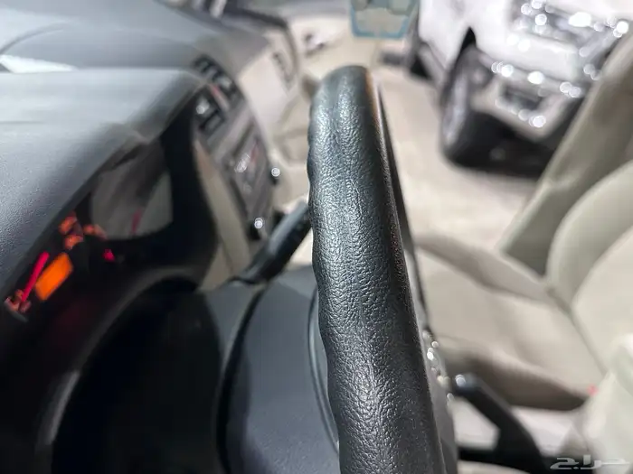 تويوتا كورولا 2013 أوتوماتيك ( مخزنه ) 33