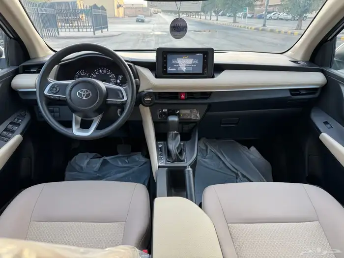 تويوتا يارس 2024 12