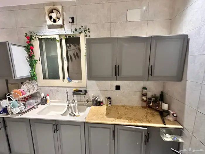 Kitchen Cabinets set 4