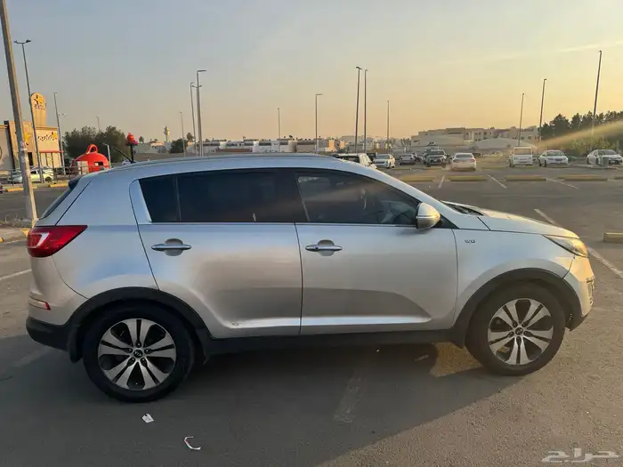 كيا سبورتاج 2012 5