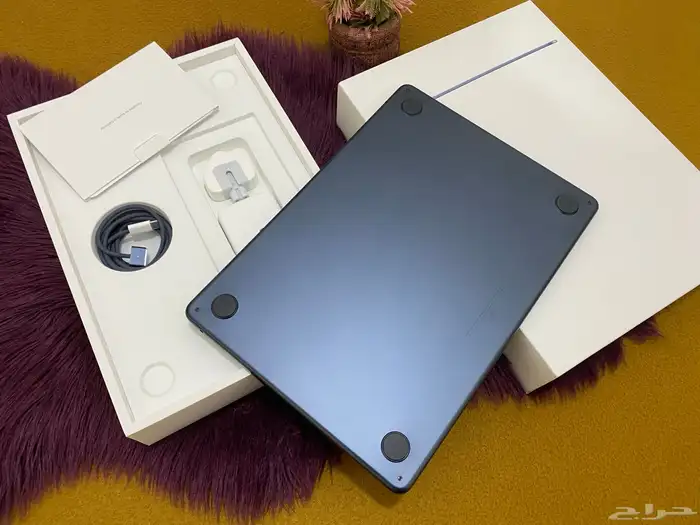 ماك بوك اير M2 نفس الجديد ضمان STC 12