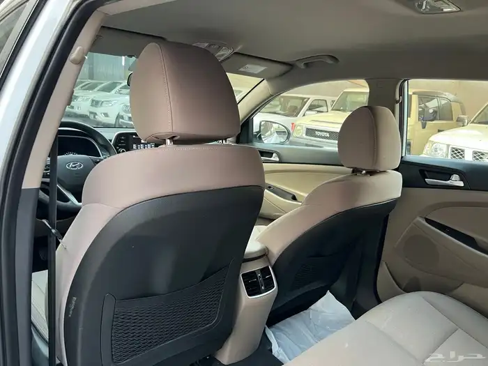 توسان 2021 بنزين دبل نظيف جدا لدى قمة الاطلال 35