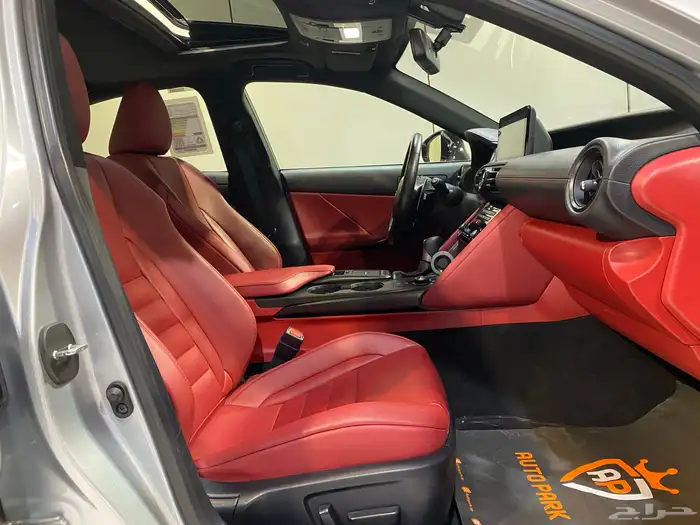 لكزس IS350 2023 ( اف سبورت ) العداد 34 الف فقط بحالة الوكال 23