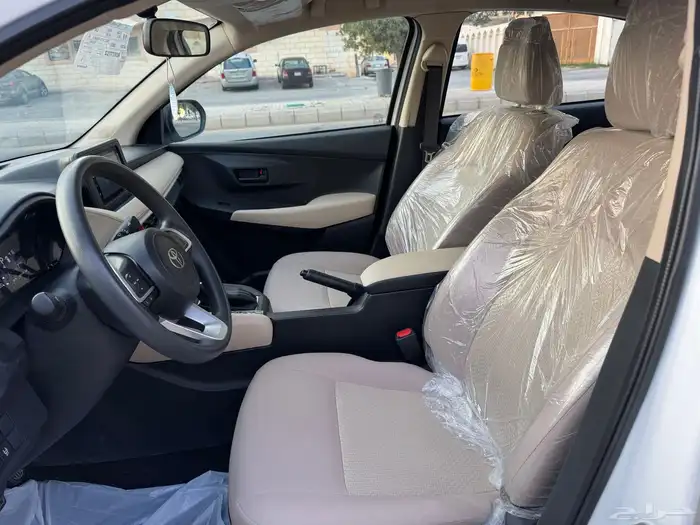 تويوتا يارس 2024 13