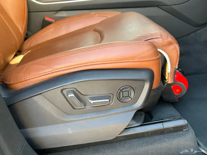 Audi Q8 six cylinders 16