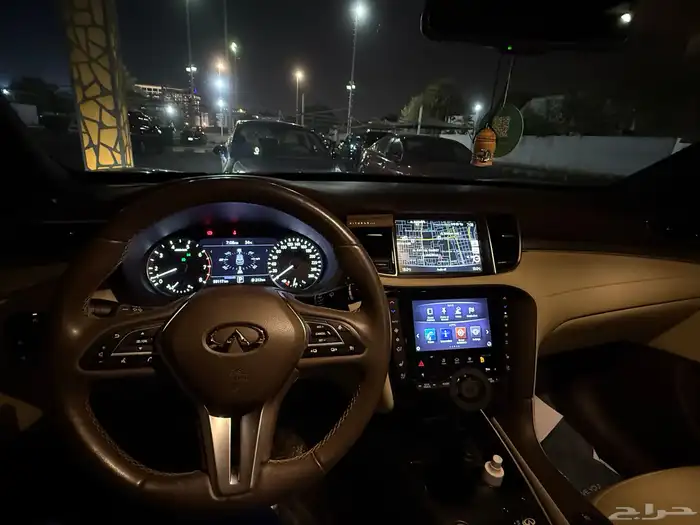 انفينتي QX50 نظيف جدا 2