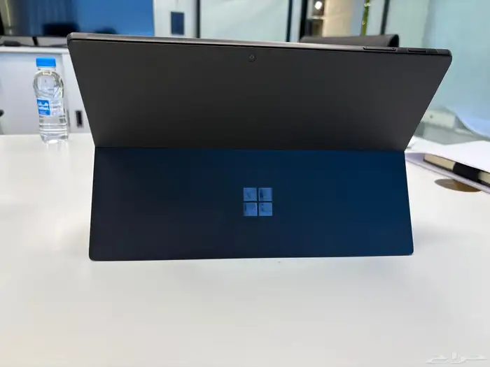 مايكروسوفت سيرفس 7 برو 256 جيجا 2