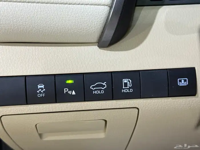 تويوتا - كامري - 2023 - فل كامل - GLE ( مالك اول ) 14