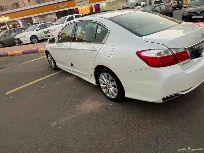 هوندا اكورد 2015 3