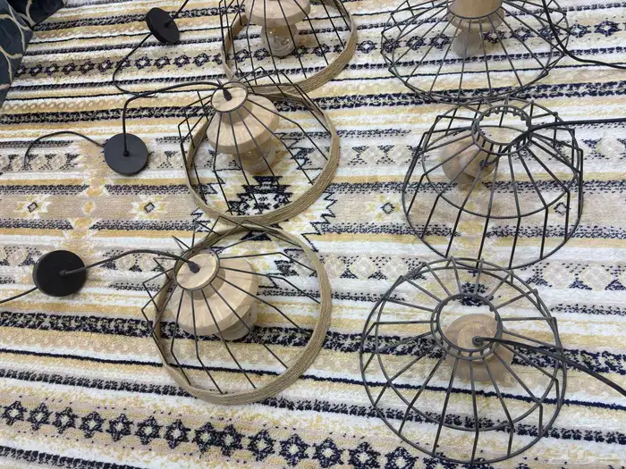 ثريات معلقه بإضاءت للبيع 5