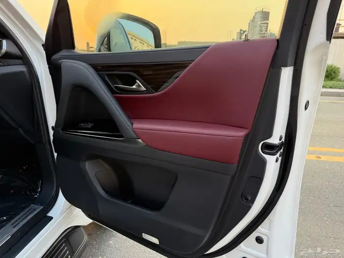 جيب لكزس LX600 2022 - شبه الجديد سعودي 23