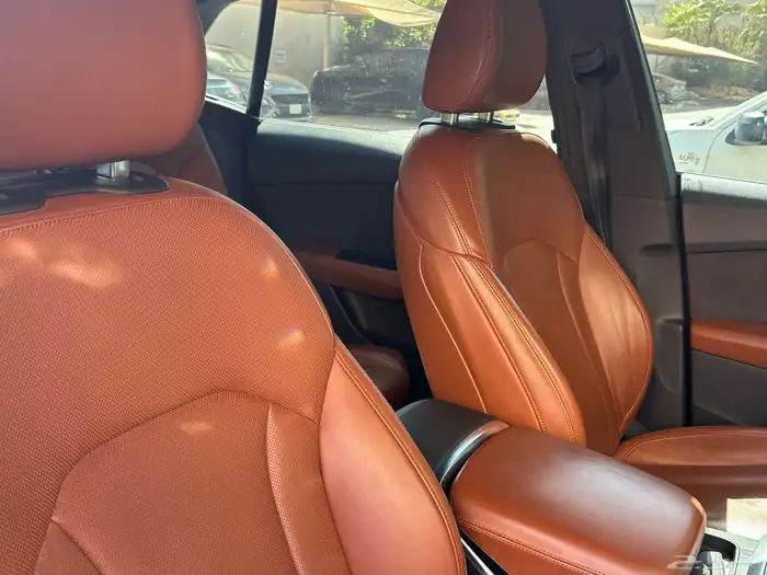 Audi Q8 six cylinders 25