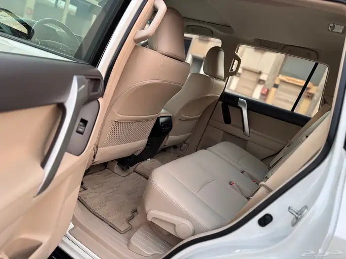 تويوتا برادوTXL 2022فل كامل عداد40 الف 38